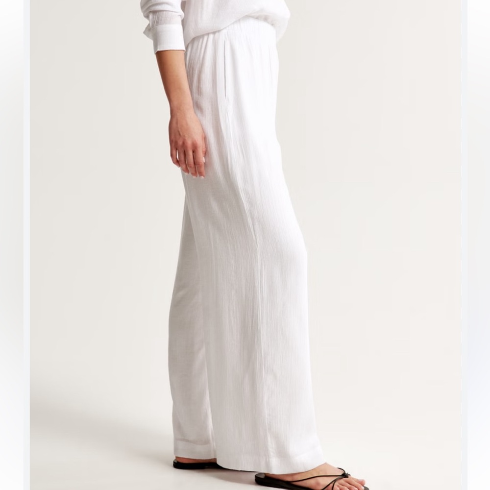 Elastic-Waist Wide Leg Pants - White - Picture 2 of 16